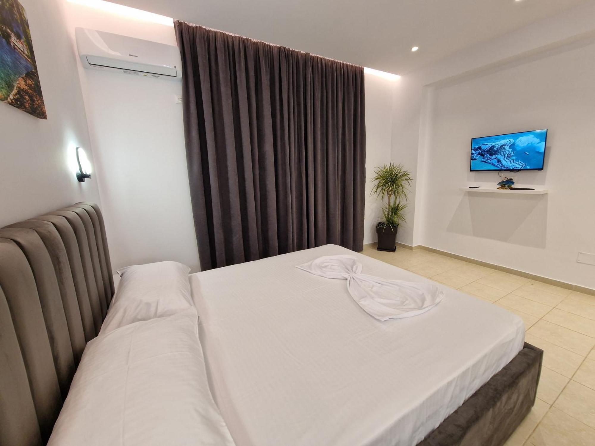 Feniks Hotel Ksamil Kültér fotó