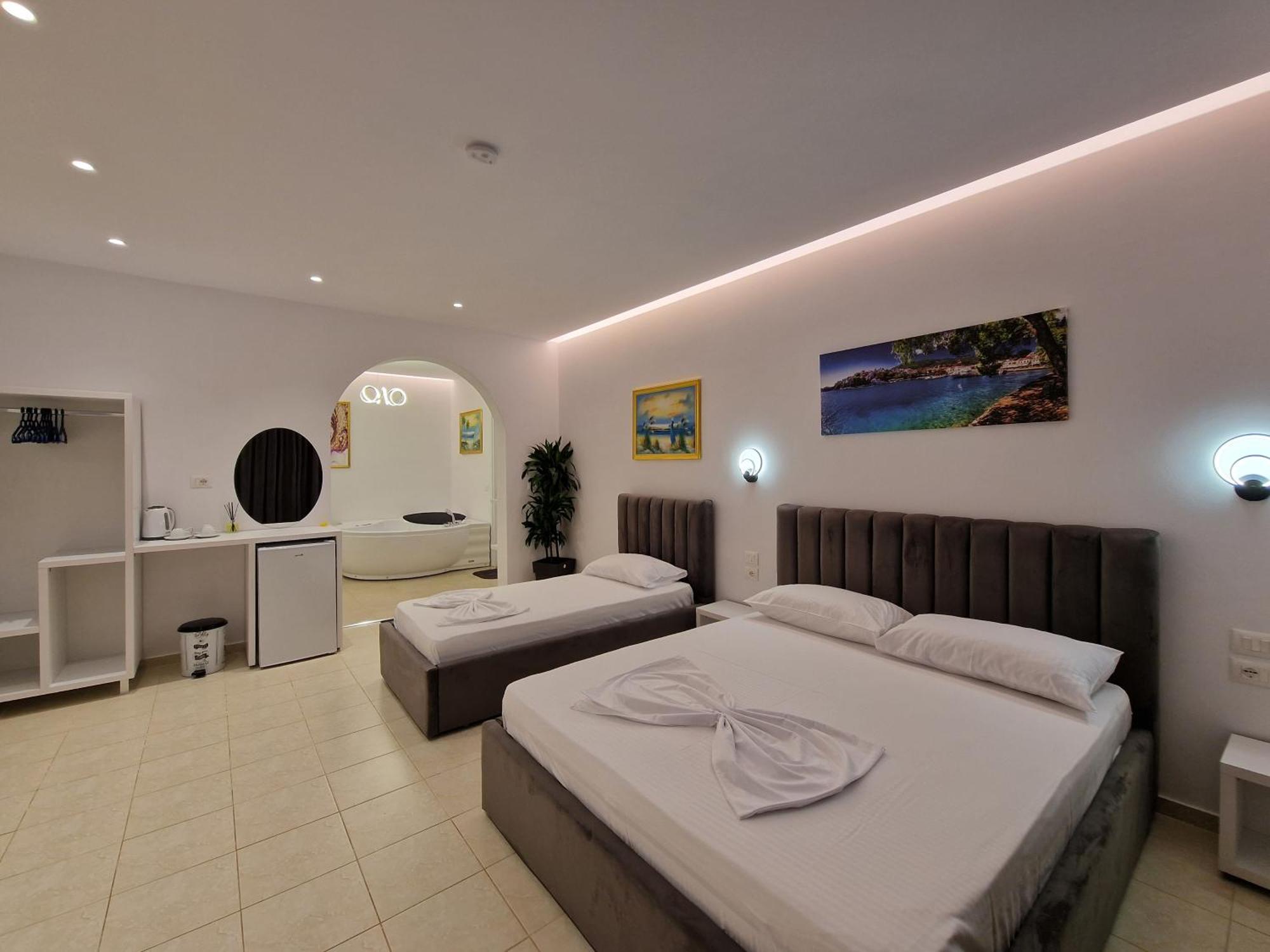 Feniks Hotel Ksamil Kültér fotó