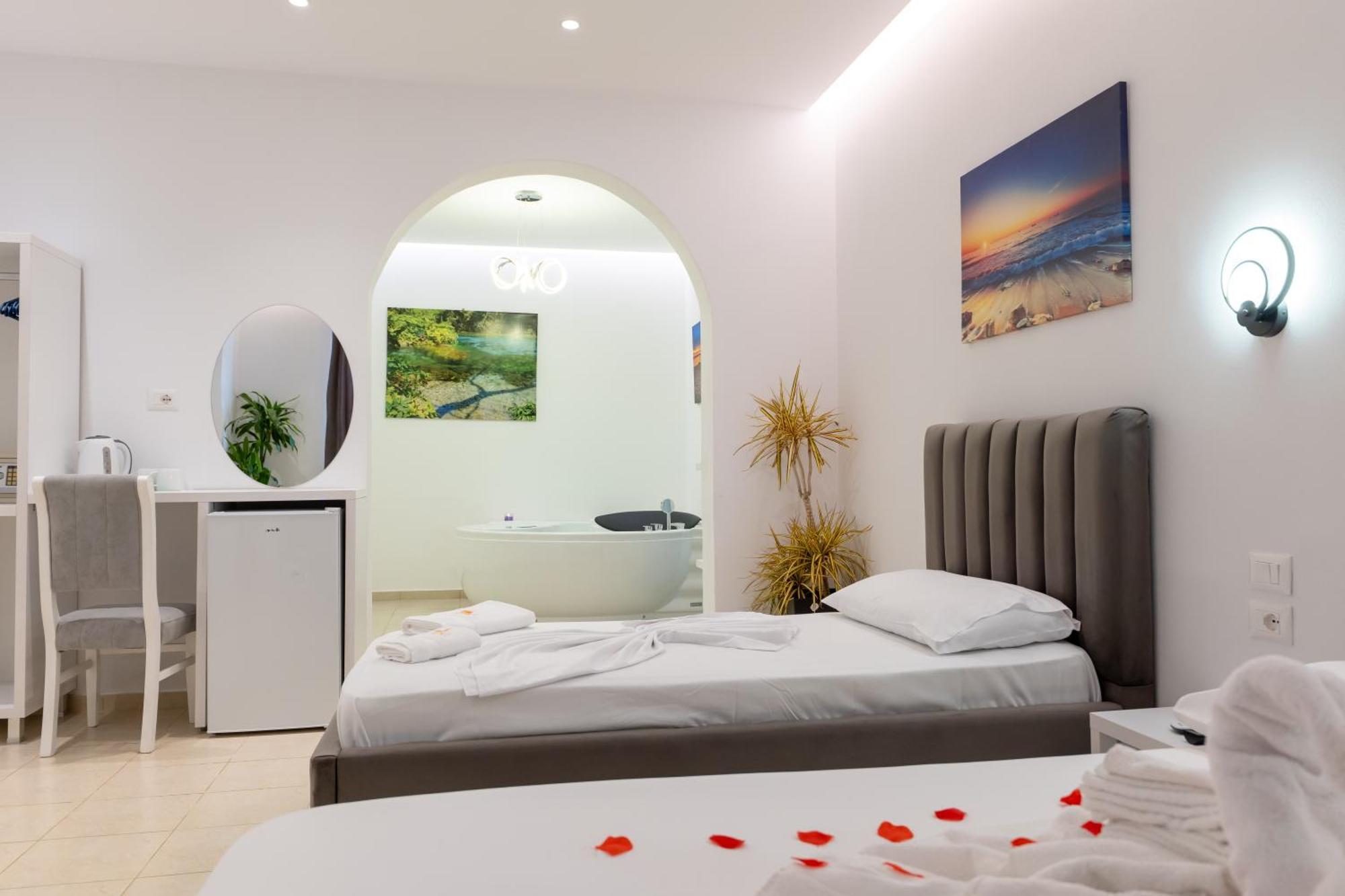 Feniks Hotel Ksamil Kültér fotó