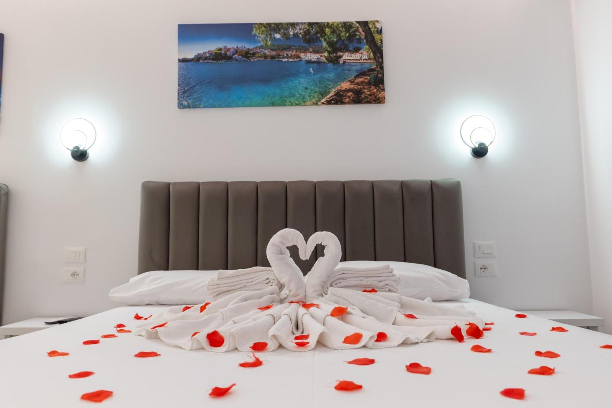 Feniks Hotel Ksamil Kültér fotó